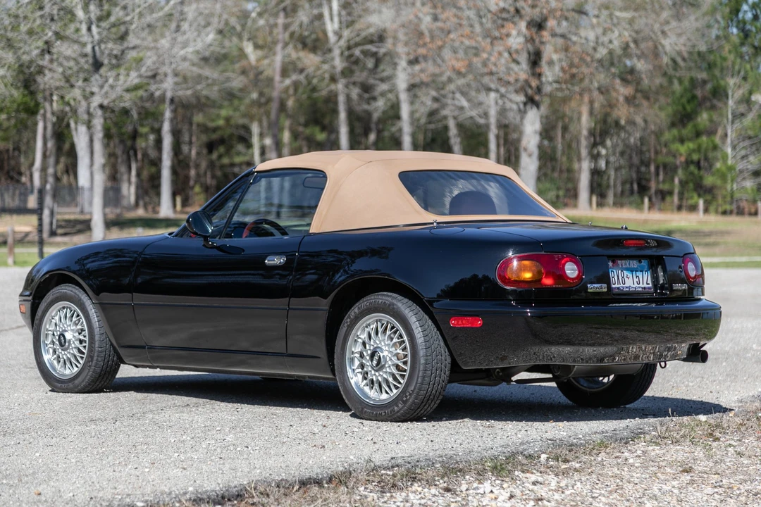 1992 Mazda NA MX-5 Miata - Image 4 of 31