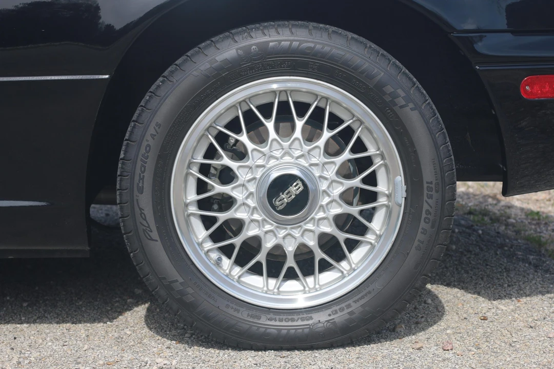 1992 Mazda NA MX-5 Miata - Image 28 of 31