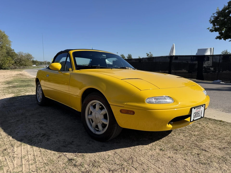 1992 Mazda NA MX-5 Miata - Image 13 of 31