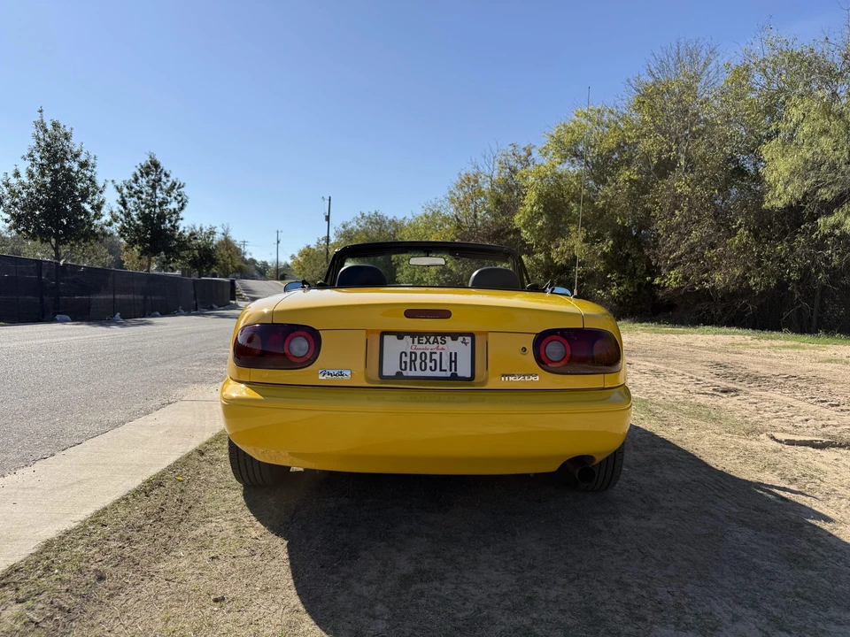 1992 Mazda NA MX-5 Miata - Image 7 of 31