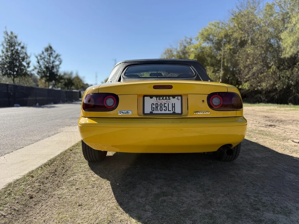 1992 Mazda NA MX-5 Miata - Image 17 of 31
