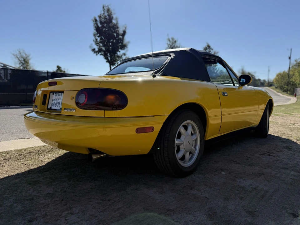 1992 Mazda NA MX-5 Miata - Image 16 of 31