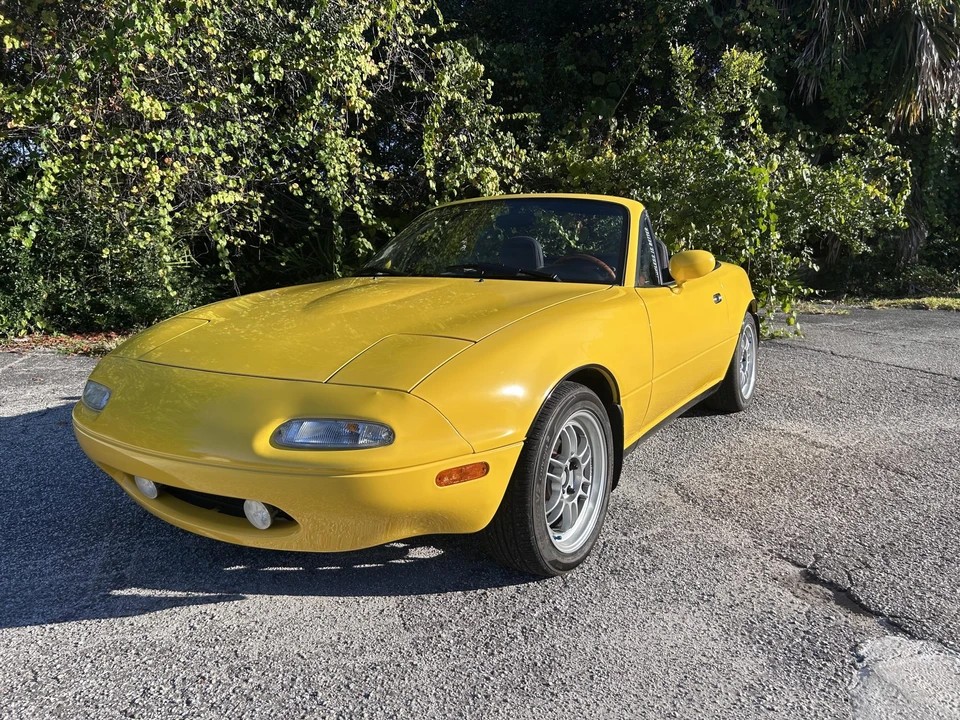1992 Mazda NA MX-5 Miata - Image 11 of 31
