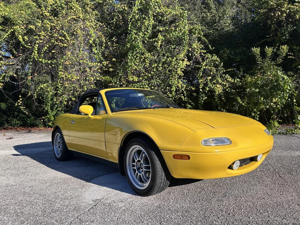 1992 Mazda NA MX-5 Miata - Image 17 of 31