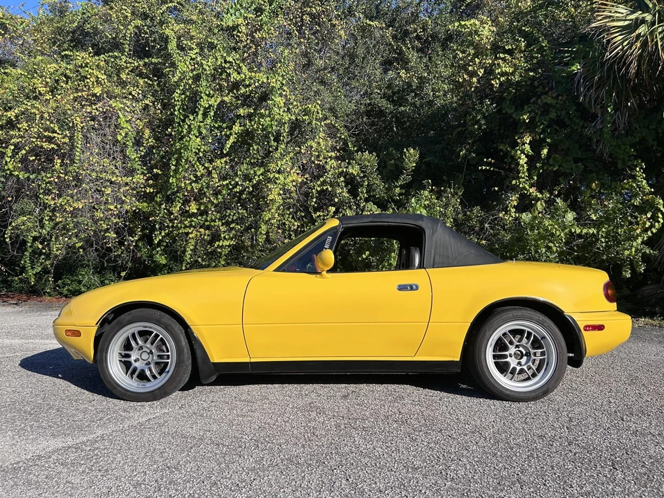 1992 Mazda NA MX-5 Miata - Image 13 of 31
