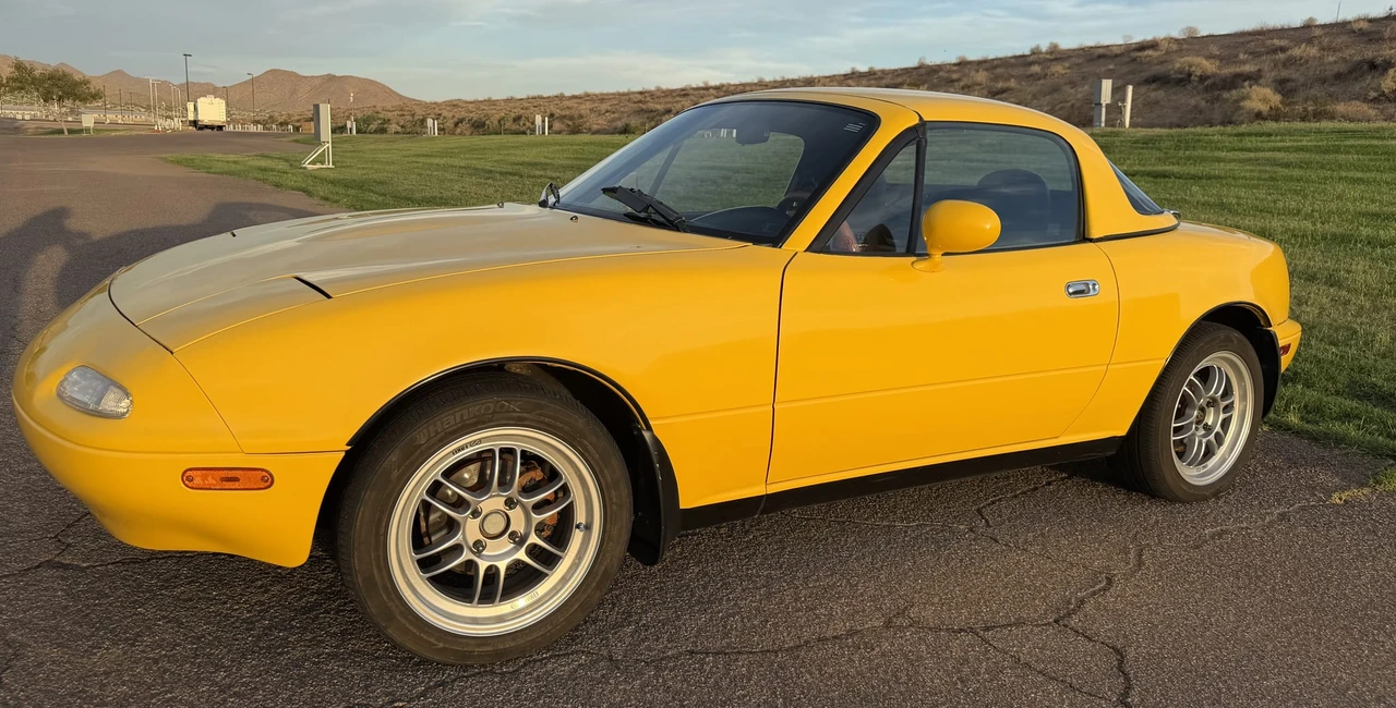 1992 Mazda NA MX-5 Miata - Image 2 of 31