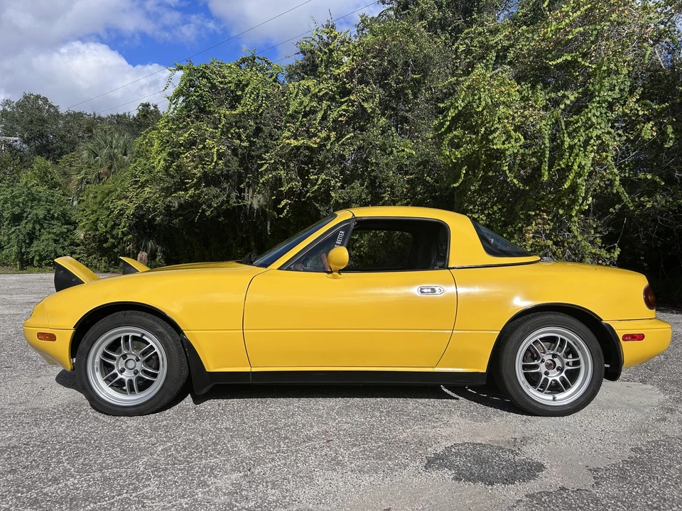 1992 Mazda NA MX-5 Miata - Image 2 of 31