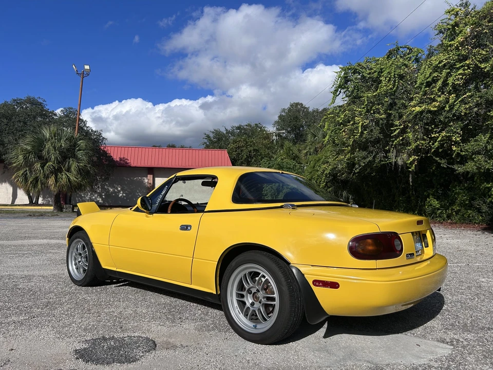 1992 Mazda NA MX-5 Miata - Image 3 of 31