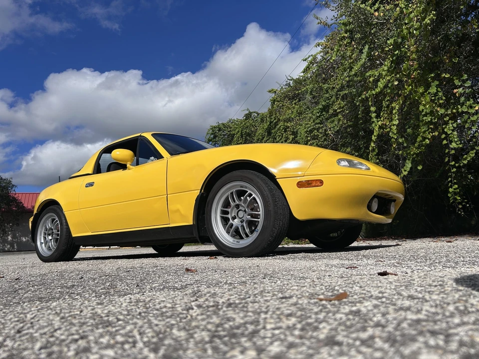 1992 Mazda NA MX-5 Miata - Image 8 of 31