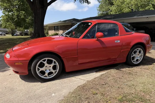 1992 Mazda MX-5 Miata 5-Speed