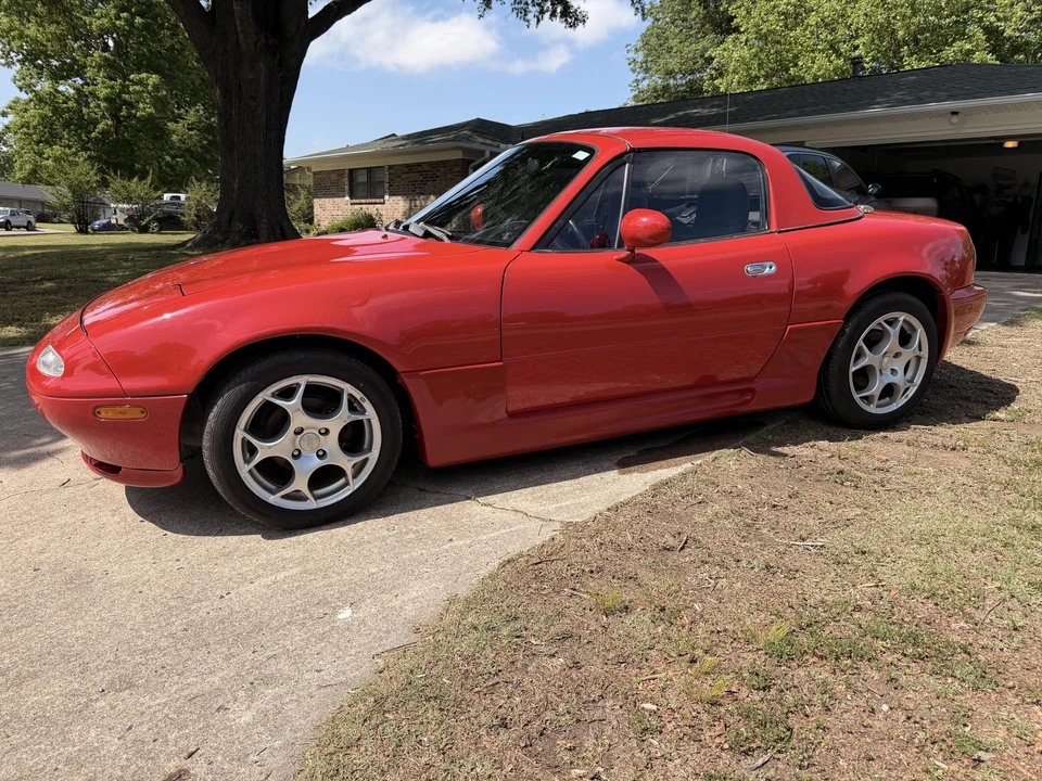 1992 Mazda NA MX-5 Miata - Image 2 of 31