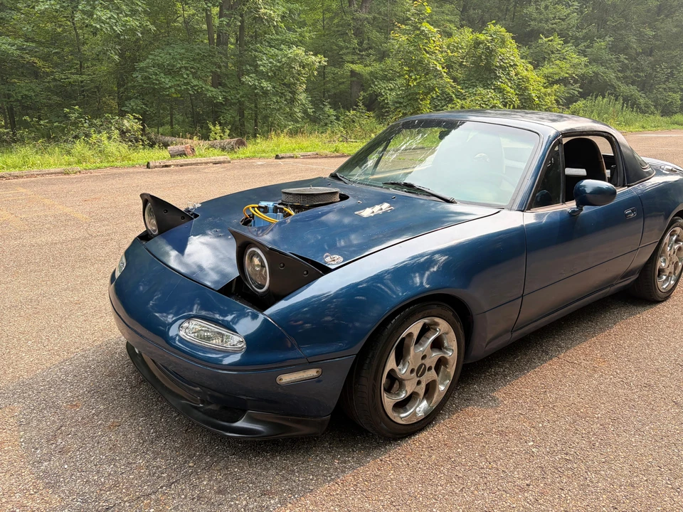1992 Mazda NA MX-5 Miata - Image 15 of 31