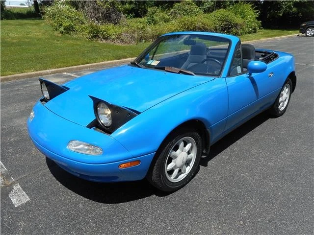 1992 Mazda NA MX-5 Miata - Image 11 of 12