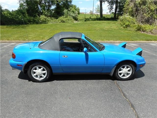 1992 Mazda NA MX-5 Miata - Image 3 of 12