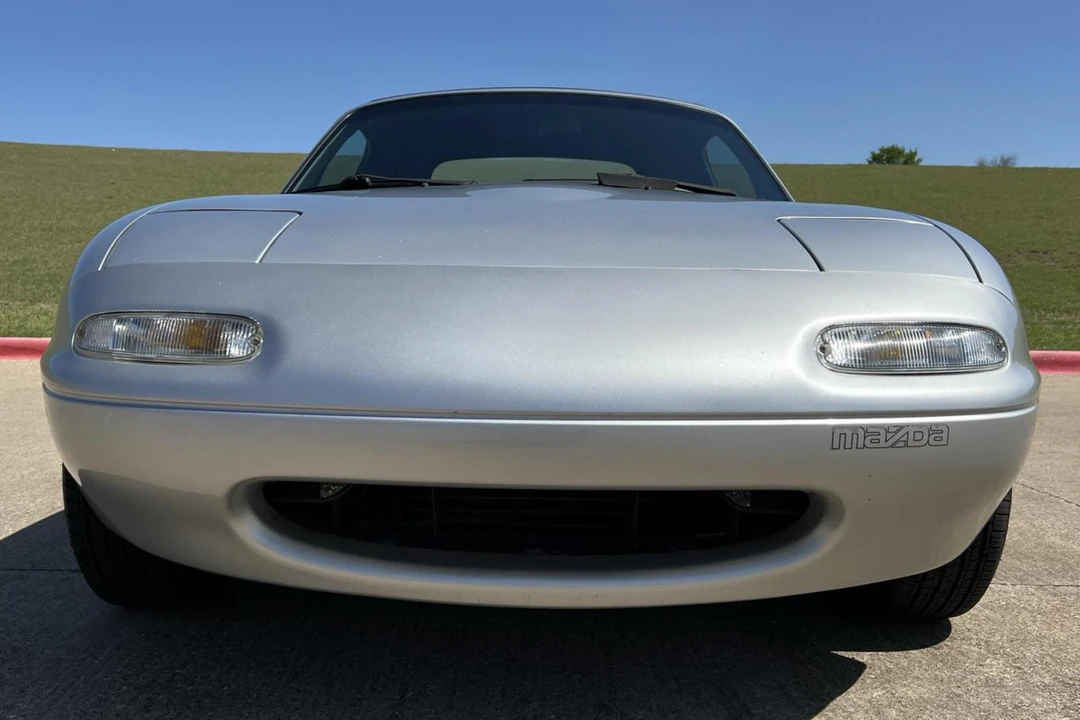 1992 Mazda NA MX-5 Miata - Image 2 of 24