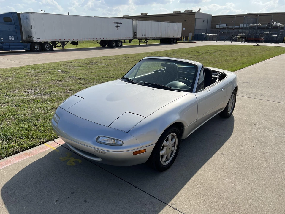 1992 Mazda NA MX-5 Miata - Image 9 of 24