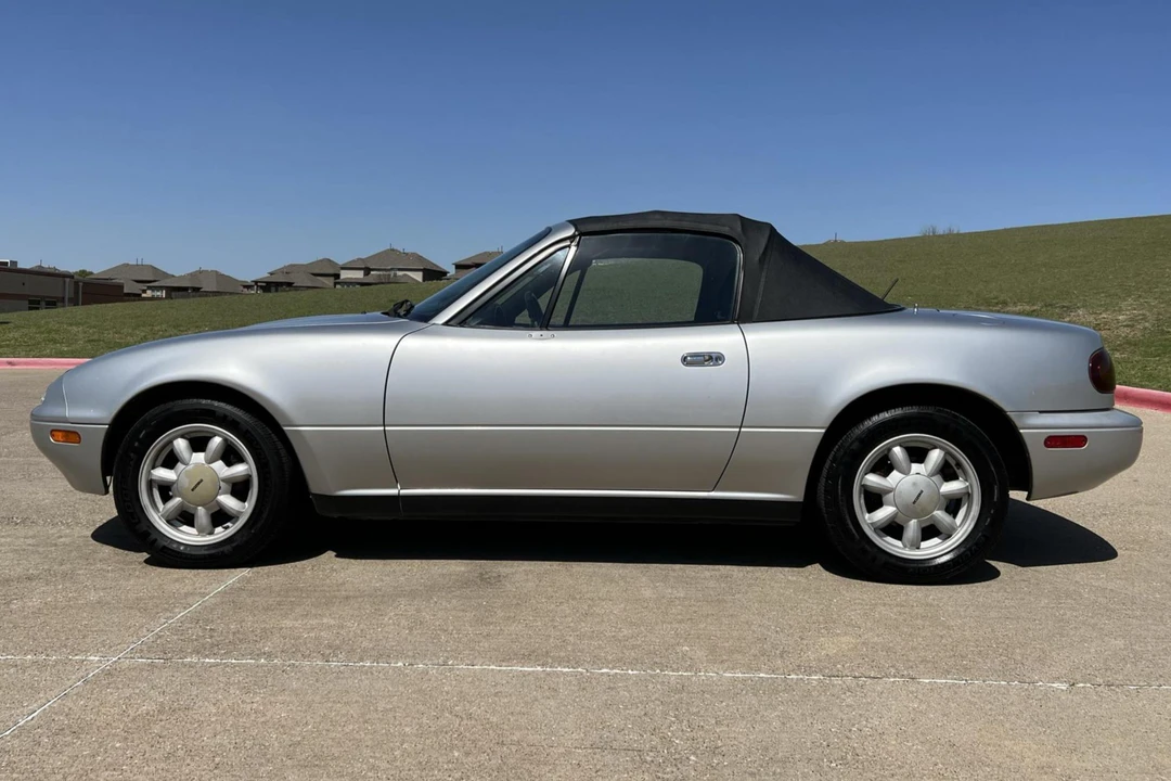 1992 Mazda NA MX-5 Miata - Image 3 of 24