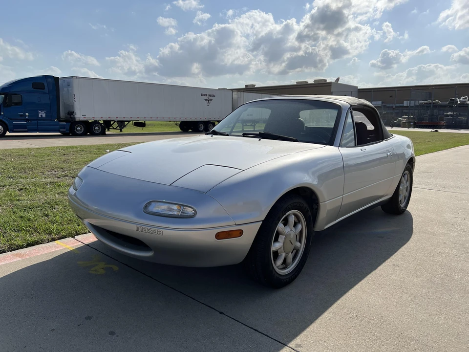1992 Mazda NA MX-5 Miata - Image 16 of 24