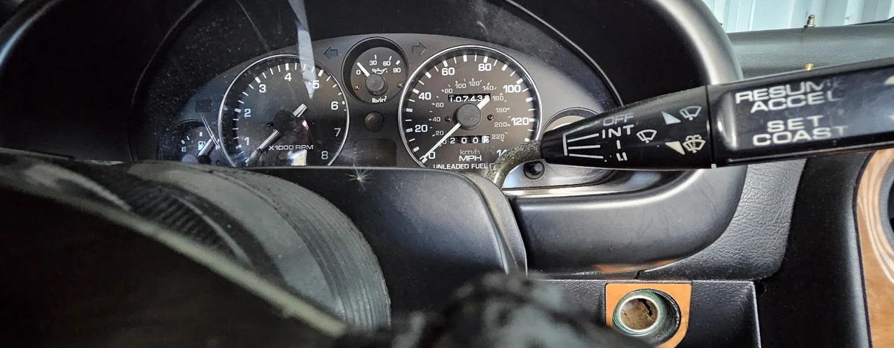 1992 Mazda NA MX-5 Miata - Image 8 of 12