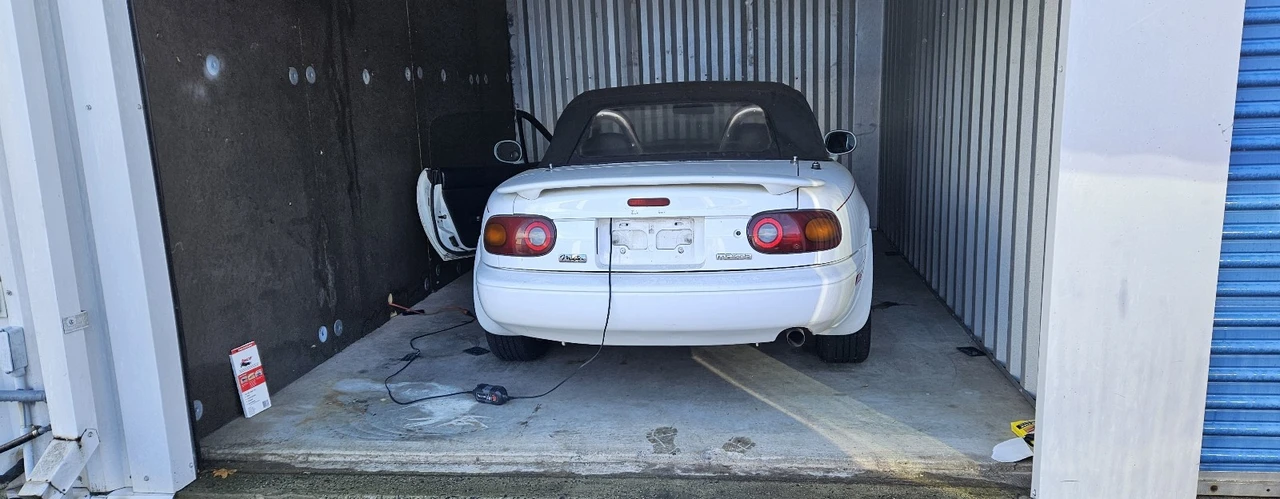 1992 Mazda NA MX-5 Miata - Image 10 of 12