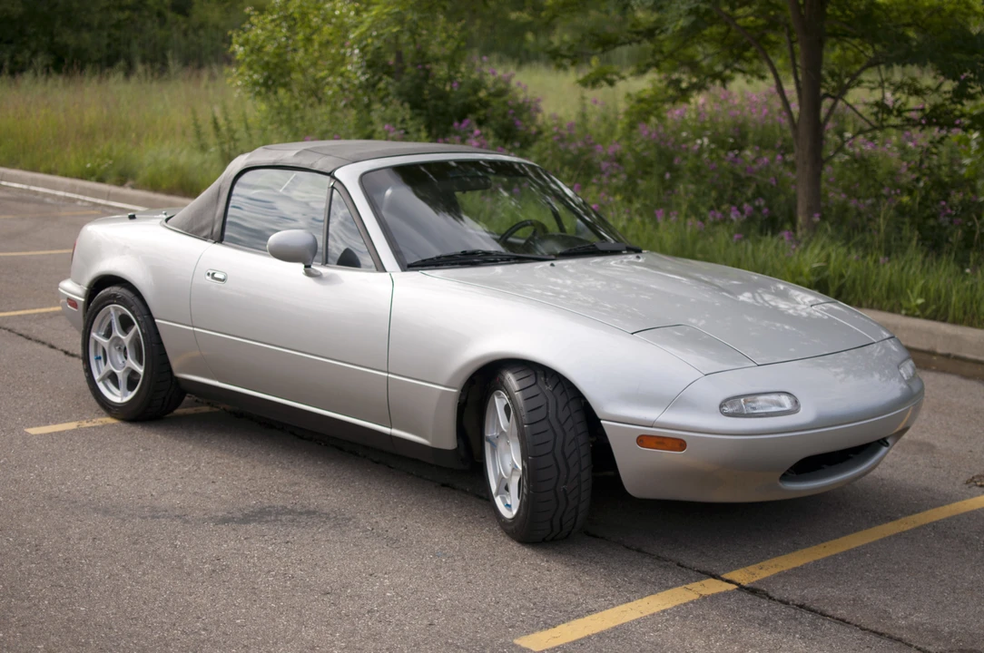 1992 Mazda NA MX-5 Miata - Image 5 of 31