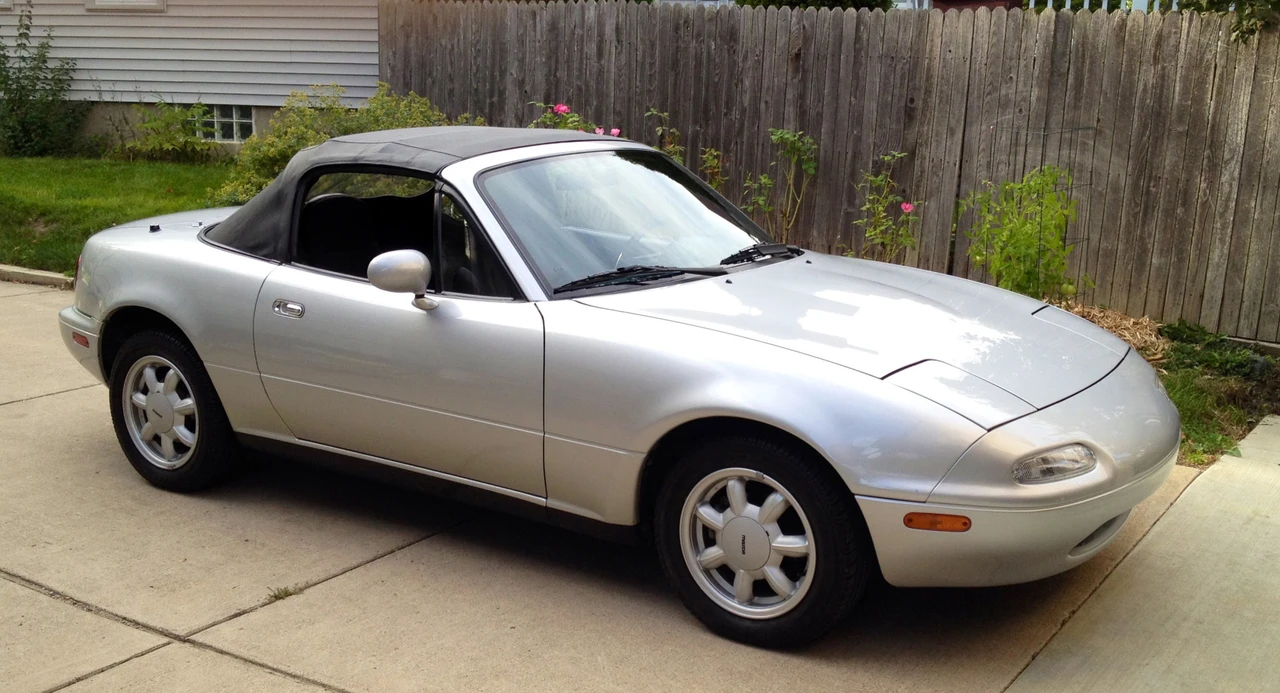 1992 Mazda NA MX-5 Miata - Image 2 of 31