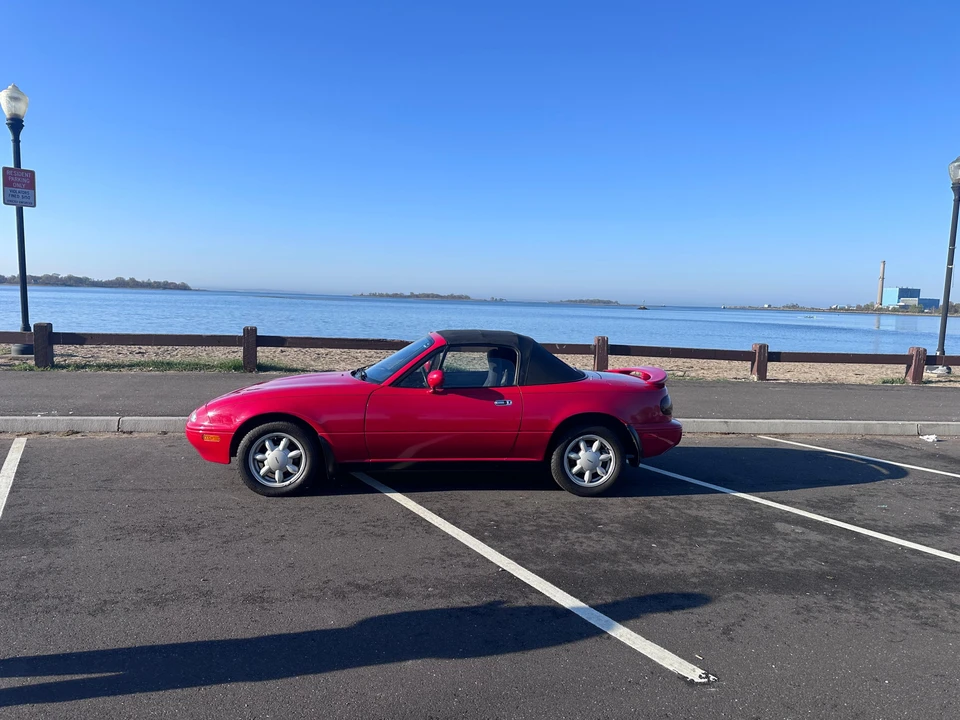 1992 Mazda NA MX-5 Miata - Image 16 of 28