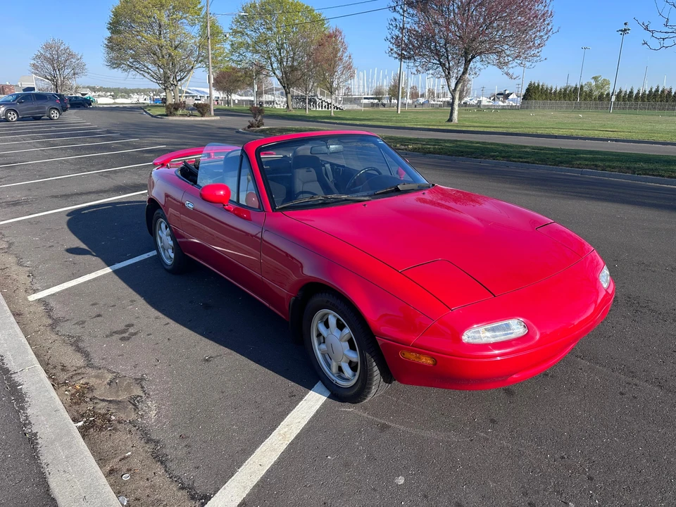 1992 Mazda NA MX-5 Miata - Image 13 of 28