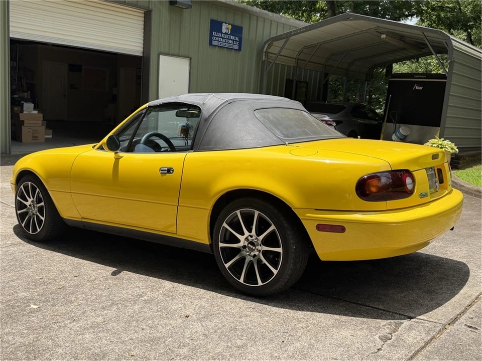1992 Mazda NA MX-5 Miata - Image 12 of 31