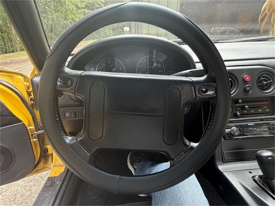 1992 Mazda NA MX-5 Miata - Image 28 of 31