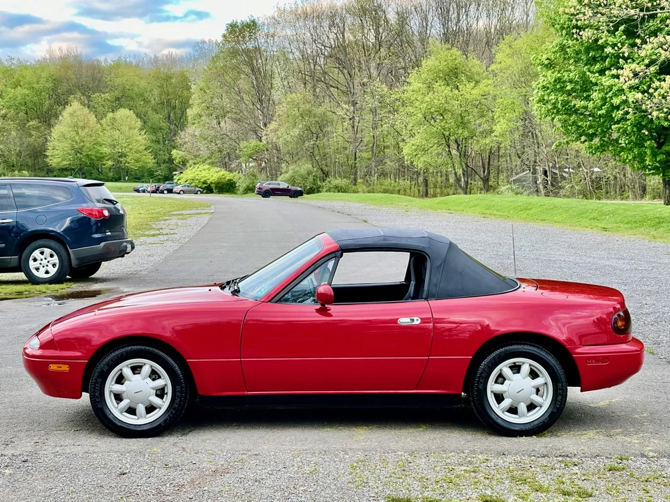 1992 Mazda NA MX-5 Miata - Image 18 of 31