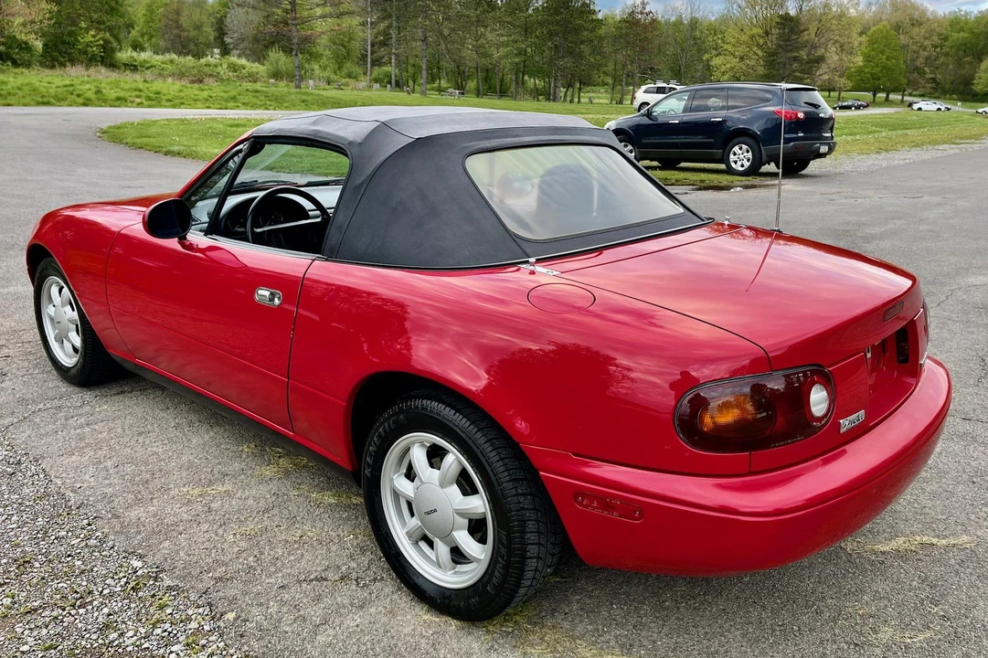 1992 Mazda NA MX-5 Miata - Image 4 of 31