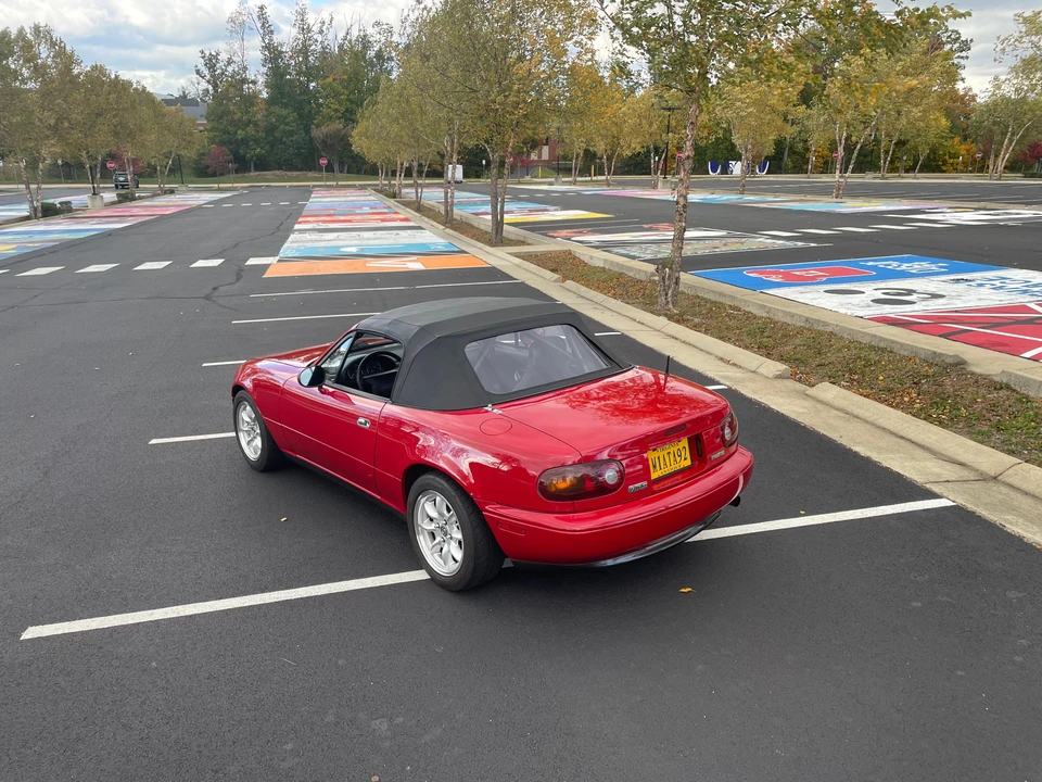 1992 Mazda NA MX-5 Miata - Image 9 of 31