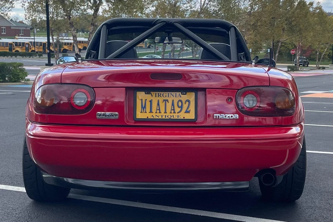 1992 Mazda NA MX-5 Miata - Image 5 of 31