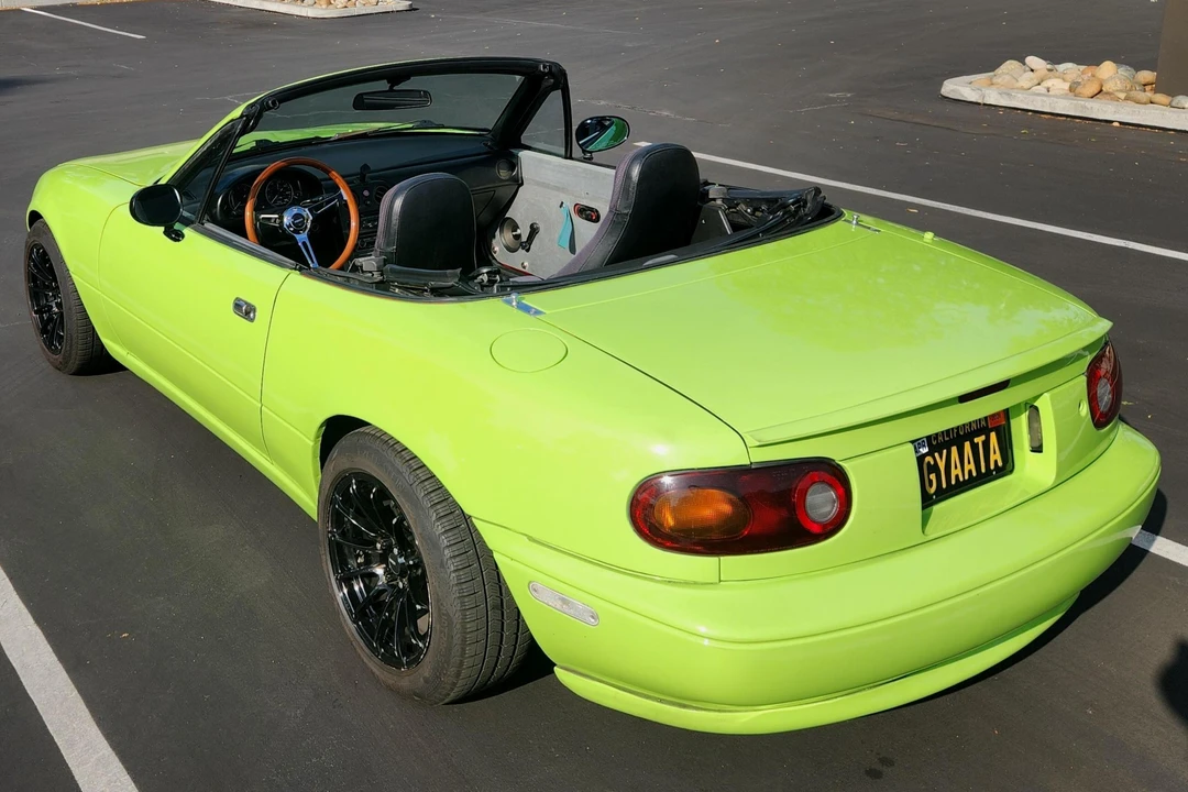 1992 Mazda NA MX-5 Miata - Image 4 of 31