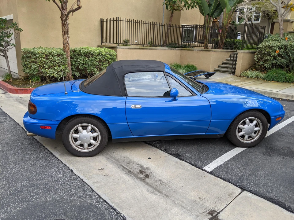 1992 Mazda NA MX-5 Miata - Image 11 of 31