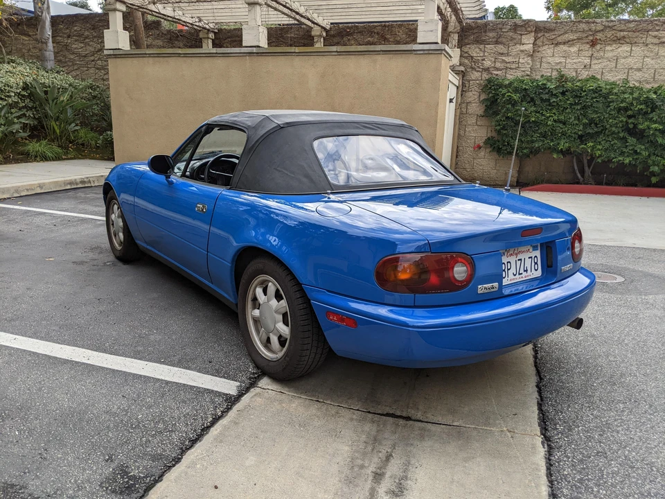 1992 Mazda NA MX-5 Miata - Image 9 of 31