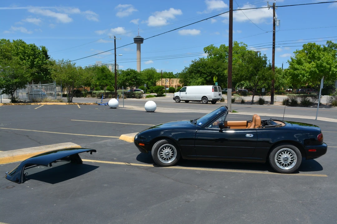 1992 Mazda NA MX-5 Miata - Image 29 of 31