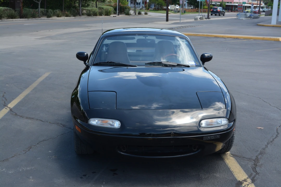 1992 Mazda NA MX-5 Miata - Image 17 of 31