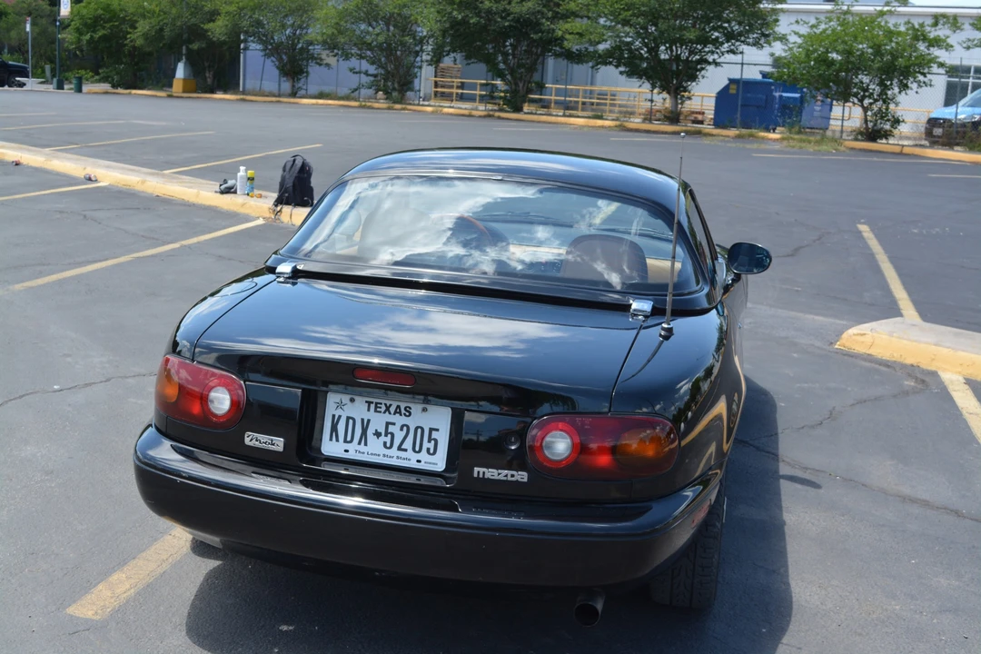 1992 Mazda NA MX-5 Miata - Image 9 of 31