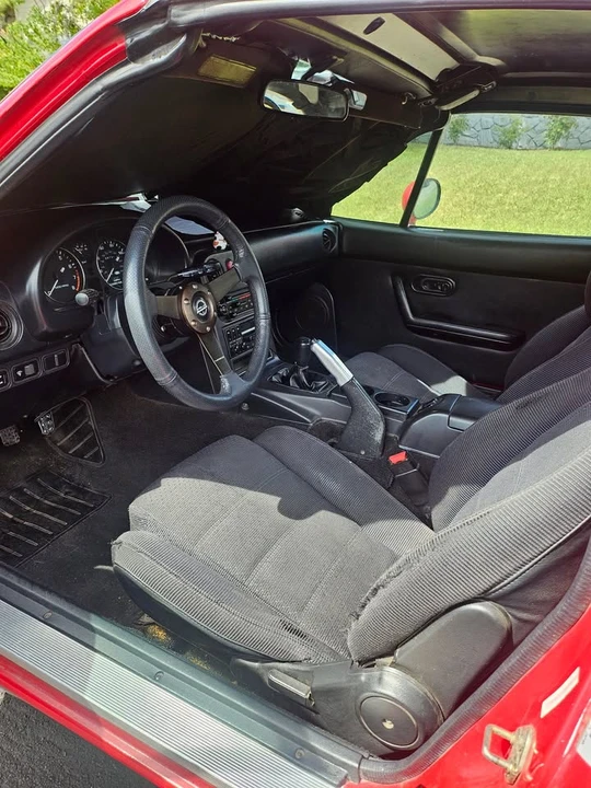 1992 Mazda NA MX-5 Miata - Image 9 of 12