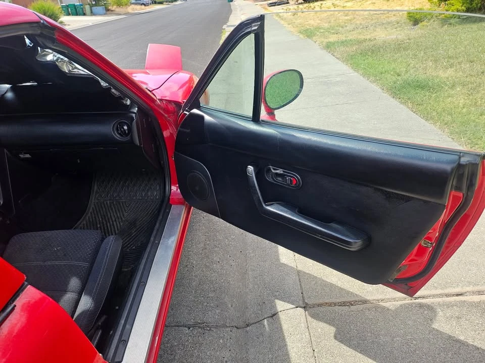 1992 Mazda NA MX-5 Miata - Image 8 of 12