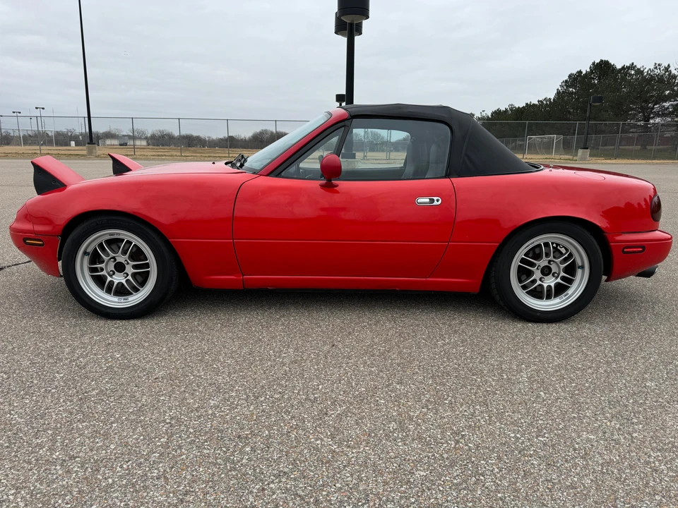 1992 Mazda NA MX-5 Miata - Image 24 of 31