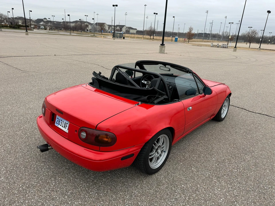 1992 Mazda NA MX-5 Miata - Image 11 of 31