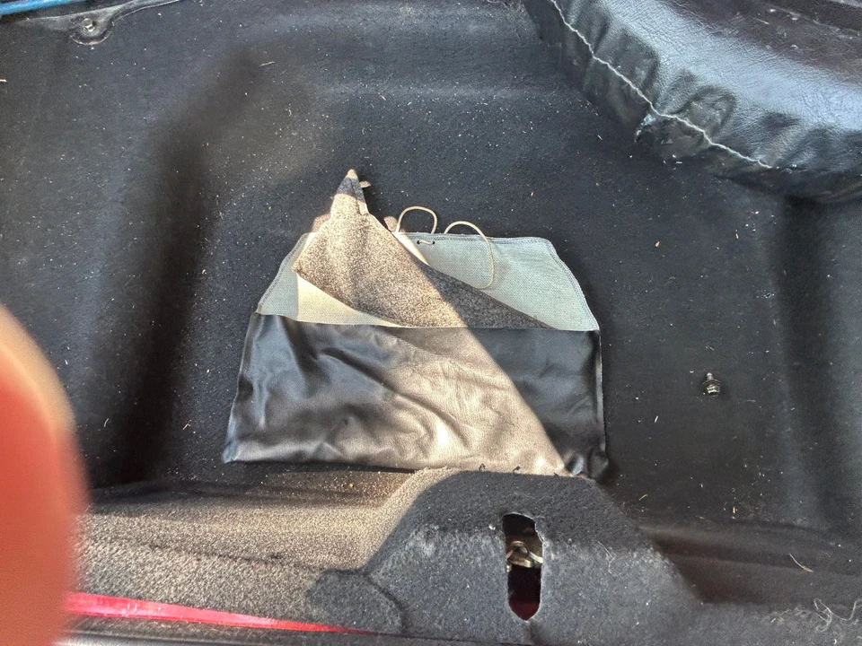 1992 Mazda NA MX-5 Miata - Image 11 of 21