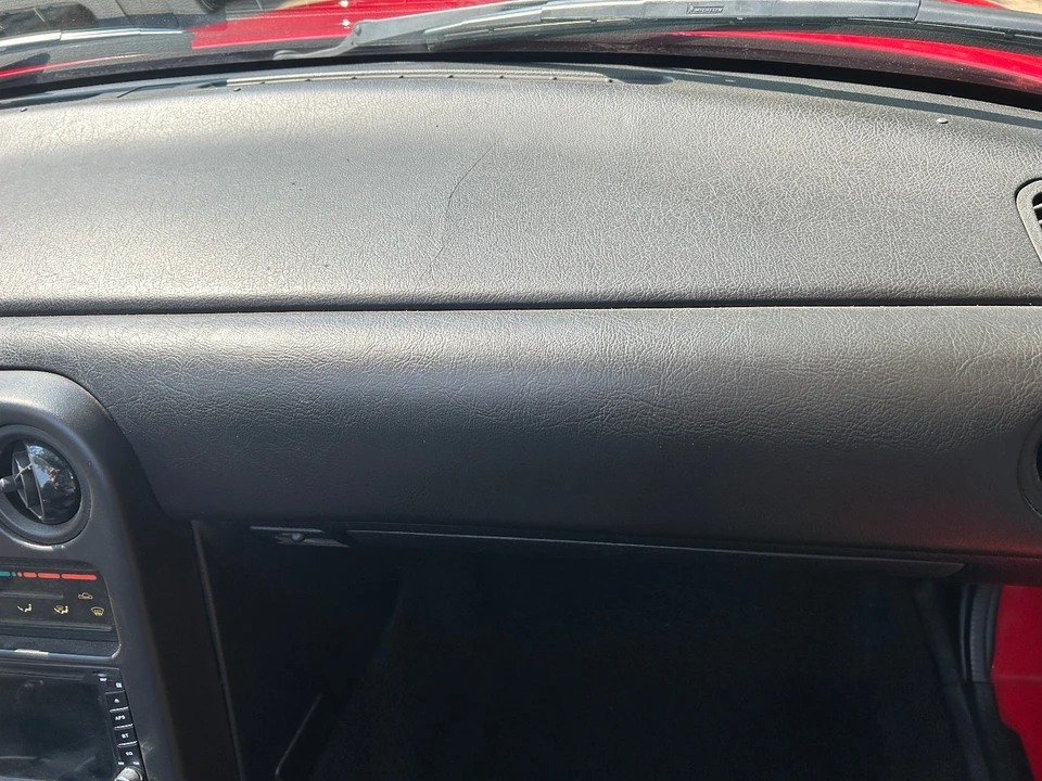 1992 Mazda NA MX-5 Miata - Image 18 of 21