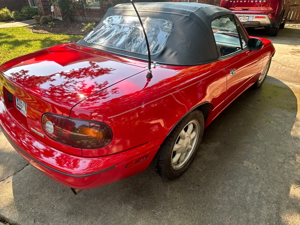 1992 Mazda NA MX-5 Miata - Image 5 of 21