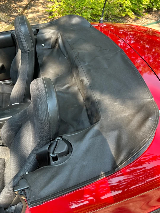 1992 Mazda NA MX-5 Miata - Image 13 of 21