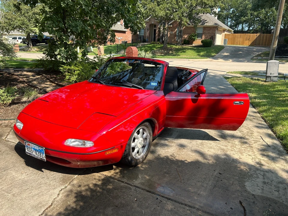 1992 Mazda NA MX-5 Miata - Image 14 of 21