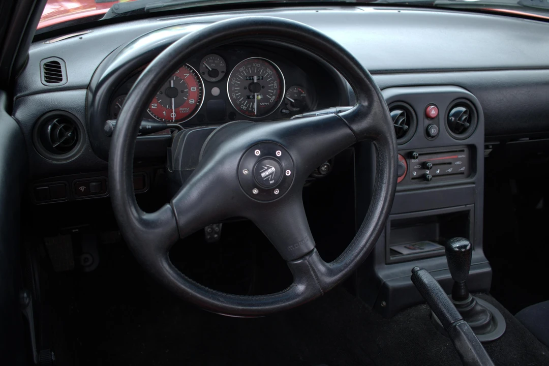 1992 Mazda NA MX-5 Miata - Image 27 of 31